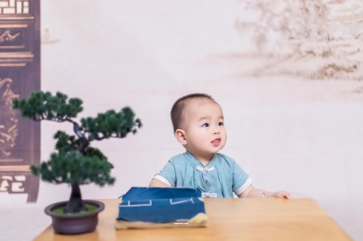 宣威宝宝宁愿饿也不吃奶粉